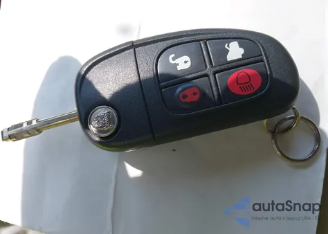 2005 Jaguar Xj8 L z USA, uszkodzony, nr VIN SAJWA79C95SG46067